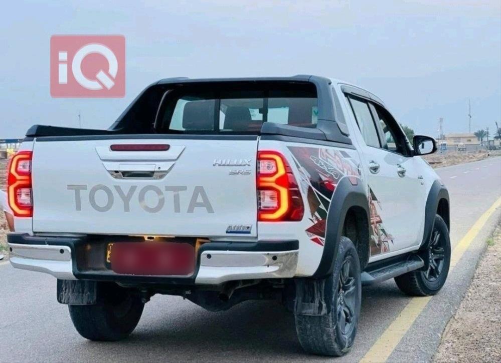 تويوتا هايلوكس